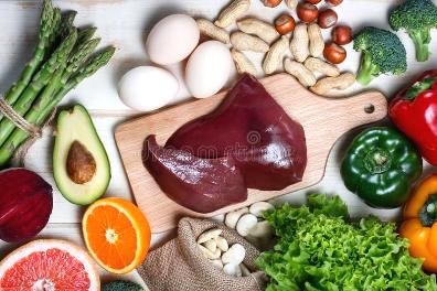 b9 vit-natural-sources-folic-acid-natural-sources-folic-acid-as-liver-asparagus-broccoli-eggs-salad-avocado-paprika-nuts-orange-119331386